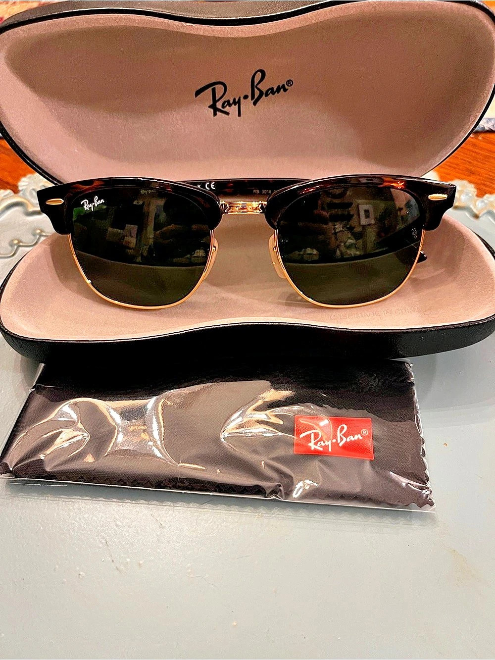 Ray-Ban Clubmaster Sunglasses RB 3016 Like New